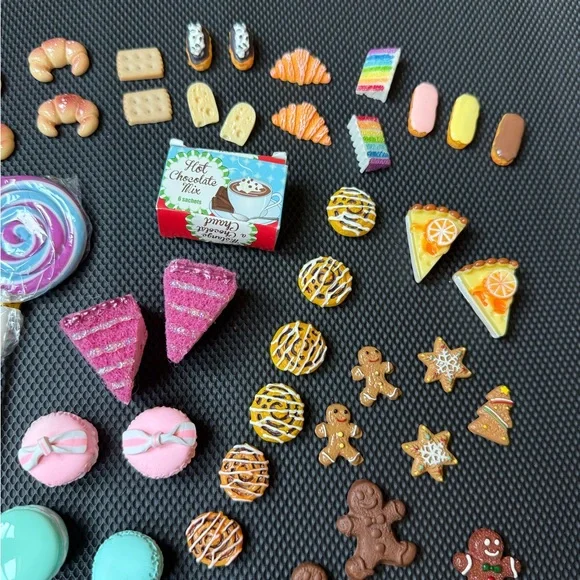 American Girl - 89 Piece Food Set - Picture 4 of 5